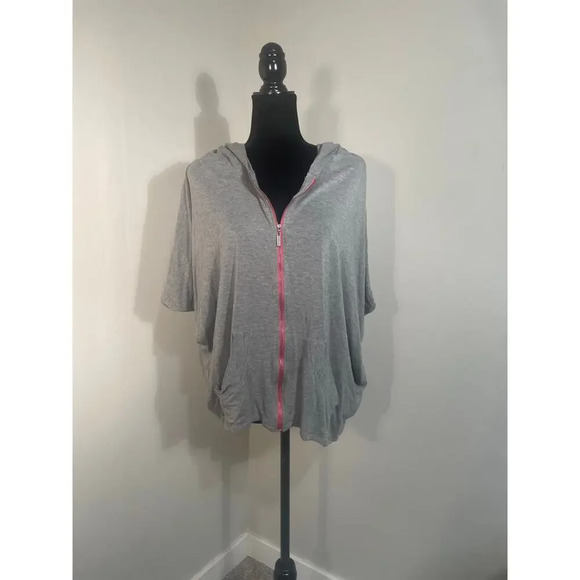 Twiggy London Iconic Hooded Poncho Sweatshirt Gray Size Medium - Picture 1 of 9